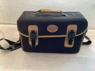 Meget fin og rummelig kamerataske mrk. VANGUARD