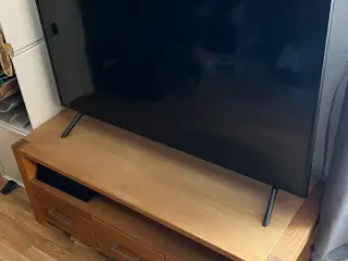 Samsung TV med TV Bord