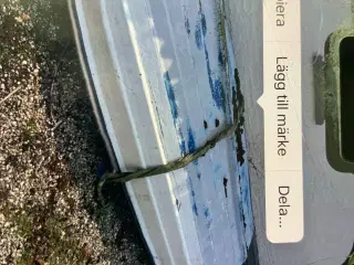 Glasfiber jolle med mercury motor