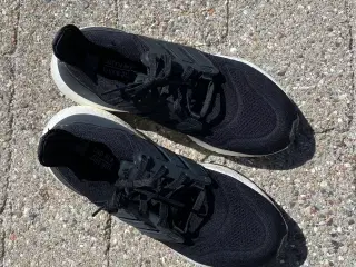 Næsten nye ultra boost