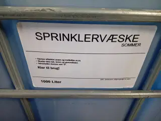 Sprinklervæske 900 liter.