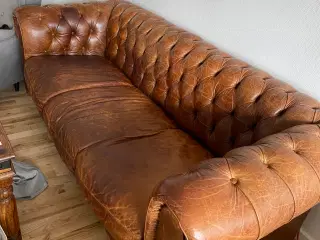 Chesterfield sofa cognacfarvet 