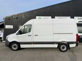 Mercedes Sprinter 319 3,0 CDi A2 Kassevogn aut. RWD