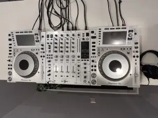 Pioneer DJ x2 CDJ-2000NXS2 + DJM-900NXS2 - Limited
