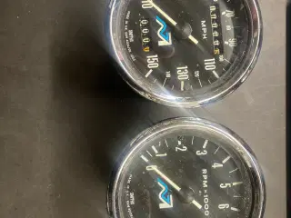 Spedometer og omdrejnings Tæller 