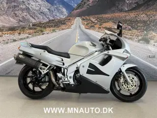 Honda VFR 750 F RC 36.2