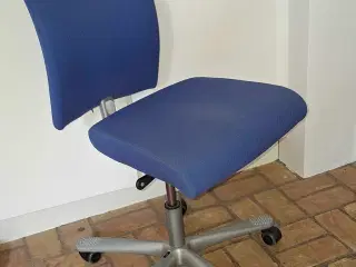 Häg kontorstol 