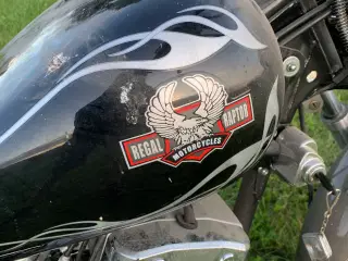Regal raptor motorcykel 