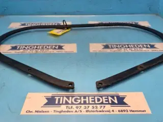 MacDon D60 Klemme 156594