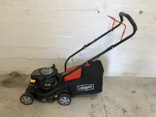 Nyserviceret Scheppach plæneklipper med opsamler