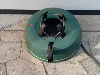 Juletræsfod med integreret vandbeholder