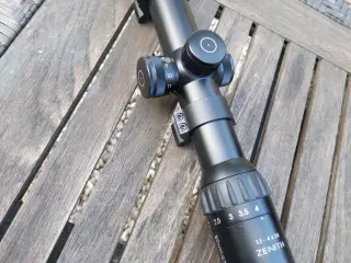 Schmidt Bender Zenith 1,1-4×24