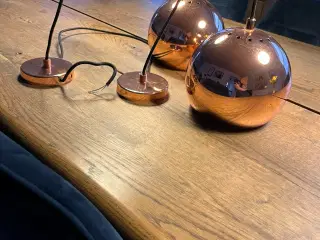 Ball lamper sælges