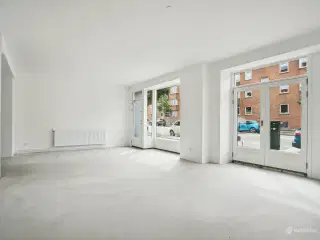 176m² Restaurant med Take-Away, 02-bevilling og med op til 6 mdrs. lejefrihed / trappeleje