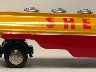 TEKNO...VOLVO SHELL TANKBIL