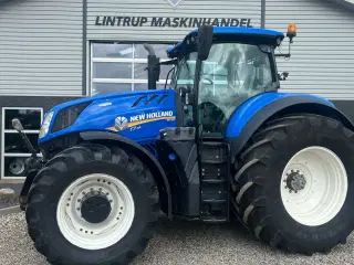 New Holland T7.315 HD med frontlift og front PTO, samt NYE 650mm fordæk og store 900mm hjul.