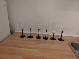 Atelier glas med sort fod