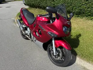 Suzuki GSX 750 F