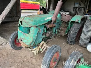 Veteran traktor Deutz D40