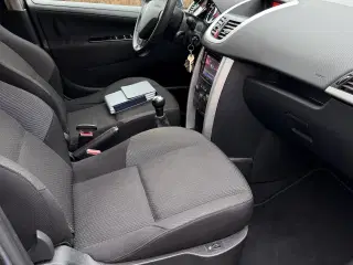 Peugeot 207 SW 1.6 HDi 92 HK 2013