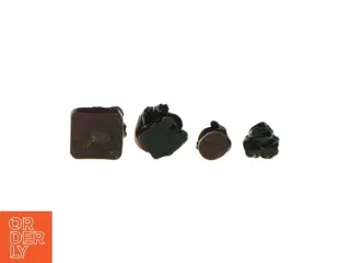 Dekorative figurer 4 stk.  (str. 6 x 6x8-4x4x4 CM)