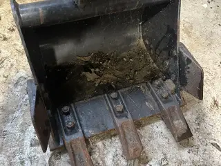 Job-man 950kg minigraver