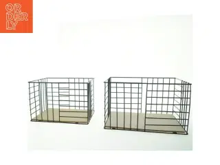Metaltrådkurve med træbund (str. 22x32x19 & 20x27x18 cm)