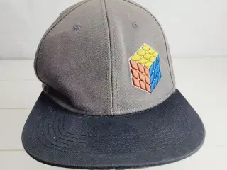 ⭐️- KASKET - Rubik s Cube 3D logo Cap