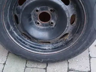 Vinterdæk på stålfælge til Citroen C3