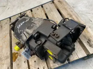 New Holland FX60 Hydraulikmotor 84807753