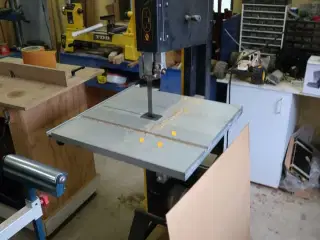 Båndsav DEWALT DW876