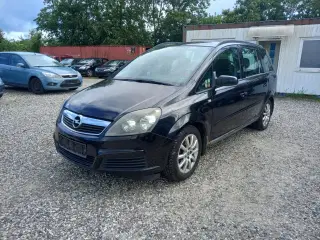 Opel Zafira 1,8 16V 140 Limited 7prs