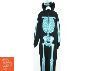 Heldragt med skeletmotiv fra H&M (str. 164)