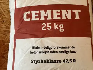 Cement 25 kg fra september 2024 sælges