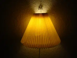 Le Klint væglampe model 203