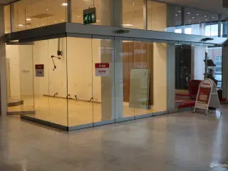 Klinik. frisør. kontor eller butik