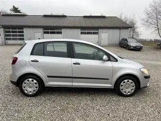 VW Golf Plus 1,6 Trendline 102HK
