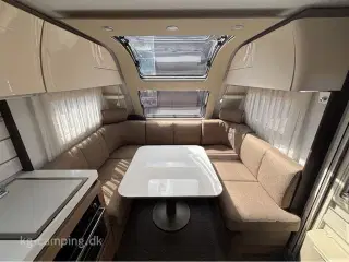 2018 - Adria Alpina 613 UT Alde Centralvarme   Enkeltsenge og centralvarme!
