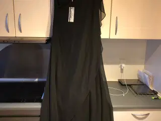 Ny sort smuk festkjole