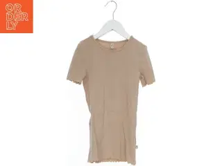 Kortærmet ribbet t-shirt fra Pomp de Lux (str. 152)