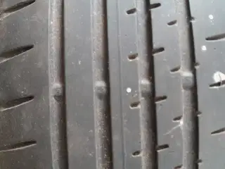 Conti sportscontakt  205/55-16.  5 mm mønster 