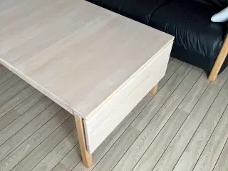 Sofabord sæbebehandlet bøg
