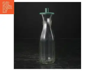 Glasflaske med grøn prop fra Druvan (str. 21 cm)