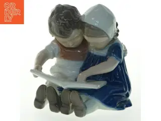 Porcelænsfigur af to børn fra B&G (str. 10x9 cm)