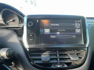 Peugeot 208 1,2 VTi 82 Chili Sky