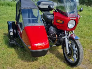 Moto Guzzi 850 T3/ Velorex sidevogn
