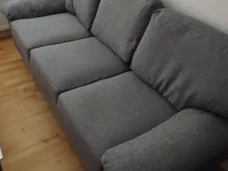 Gratis 3 Personers Gedved Sofa fra jysk