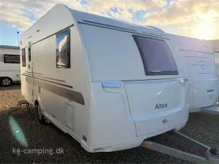 2016 - Adria Altea 472 PU   Velholdt campingvogn klar til nye eventyr!