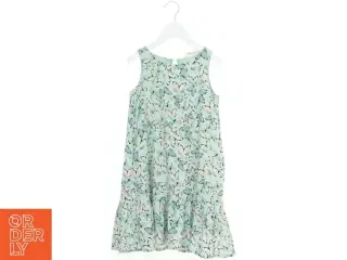 Sommerkjole med sommerfugle fra H&M (str. 128)