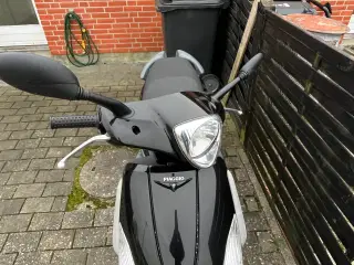 Scooter piaggio fly 30 km
